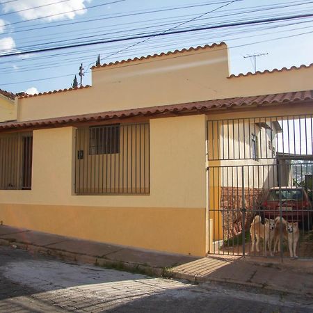 Bed and Breakfast Casa Do Jua à Lavras Extérieur photo